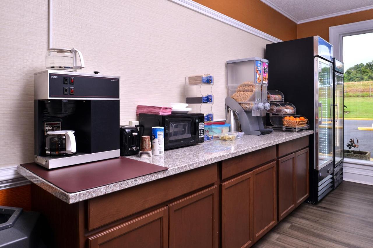Americas Best Value Inn Richmond South Bellwood Luaran gambar